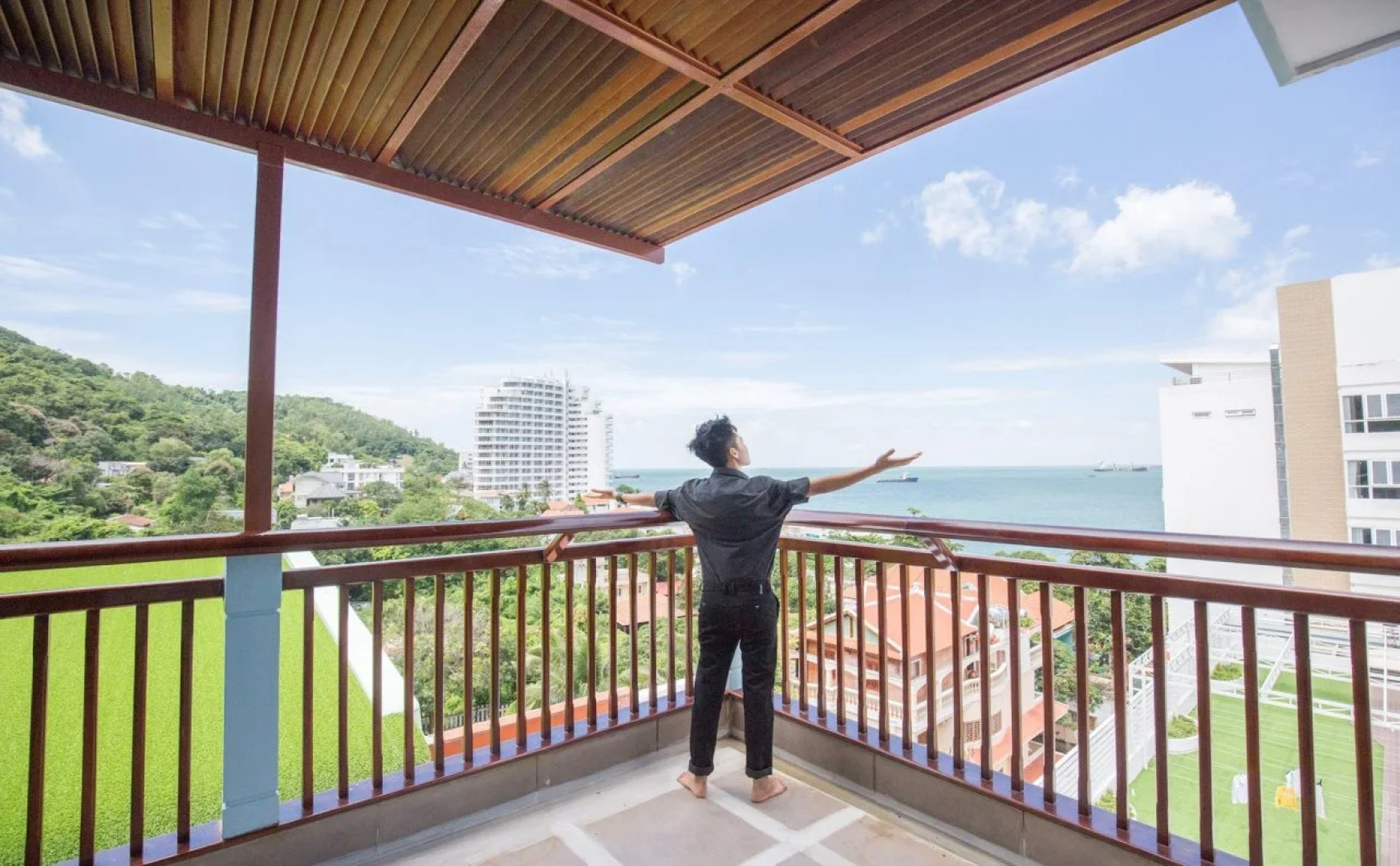 Valley Mountain Hotel