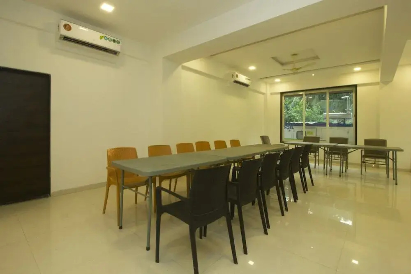 Blue Roof Sea Side By OYO Rooms