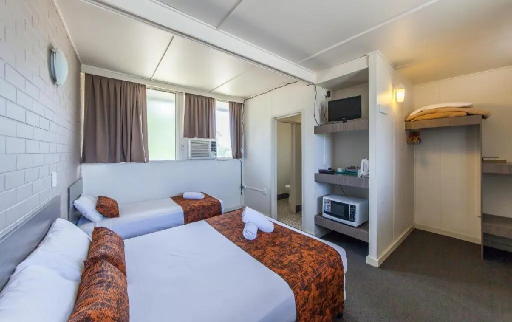 The Australian Hotel Murgon