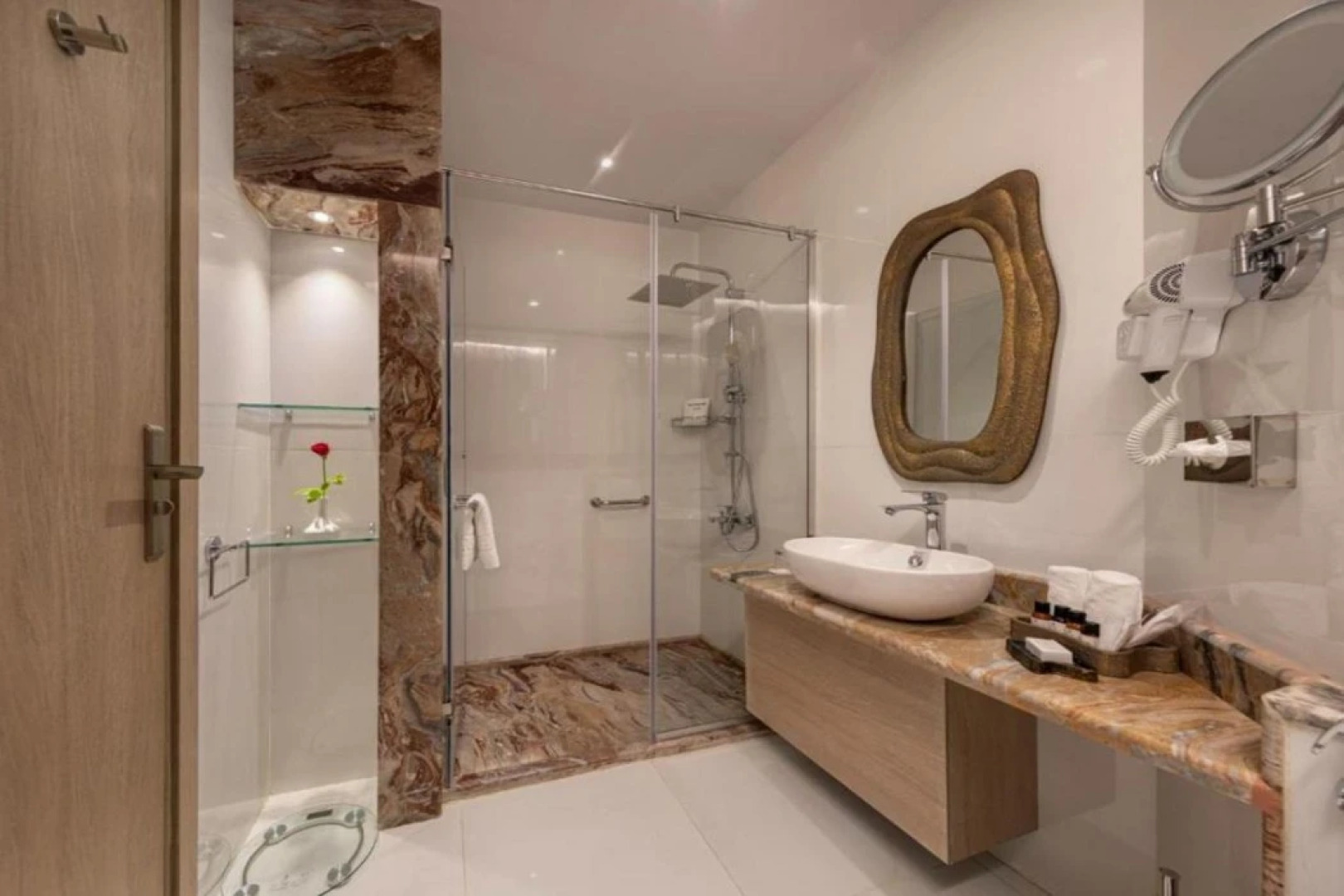 Crowne Plaza Alexandria Mirage by IHG