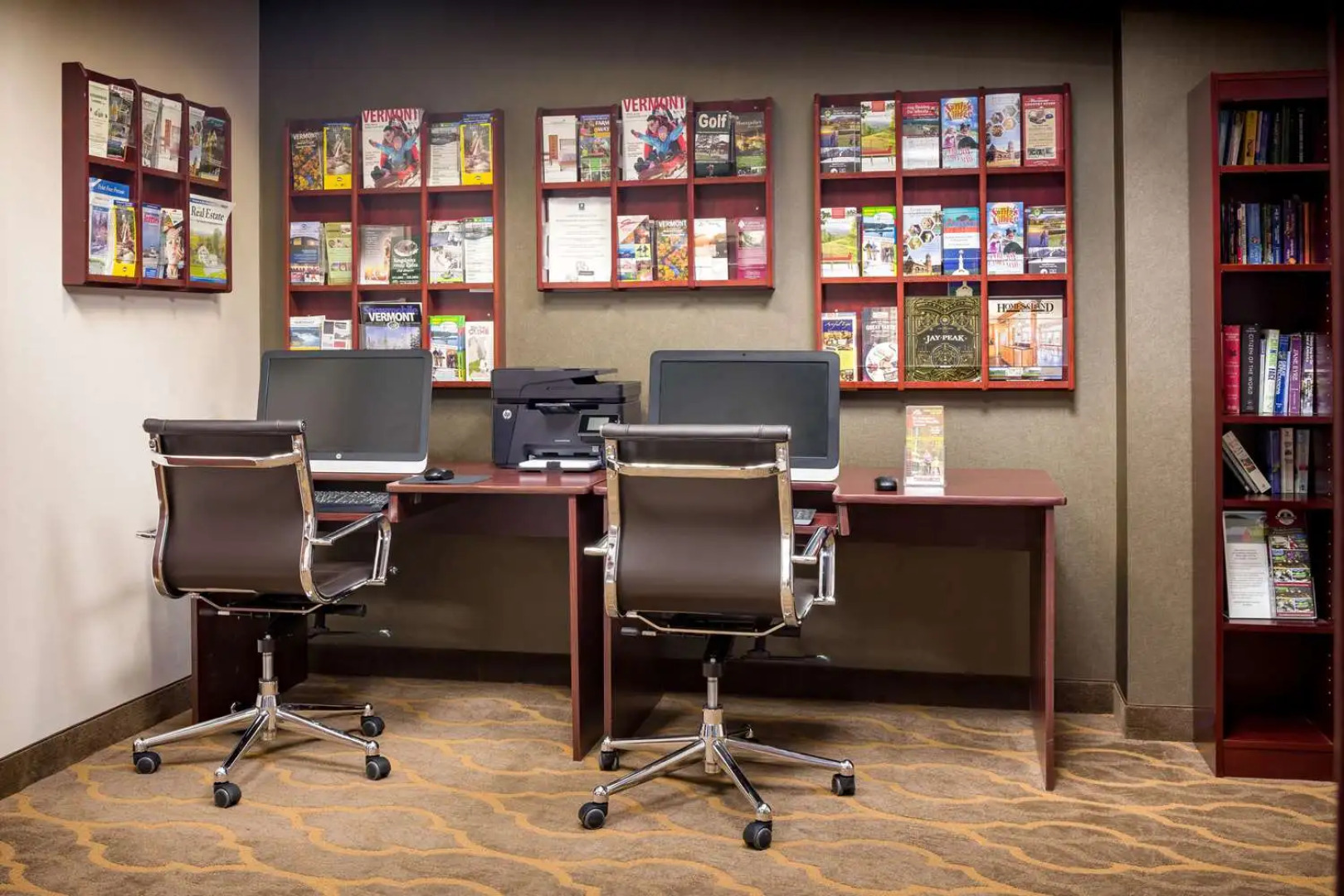 Comfort Inn & Suites Near Burke Mountain