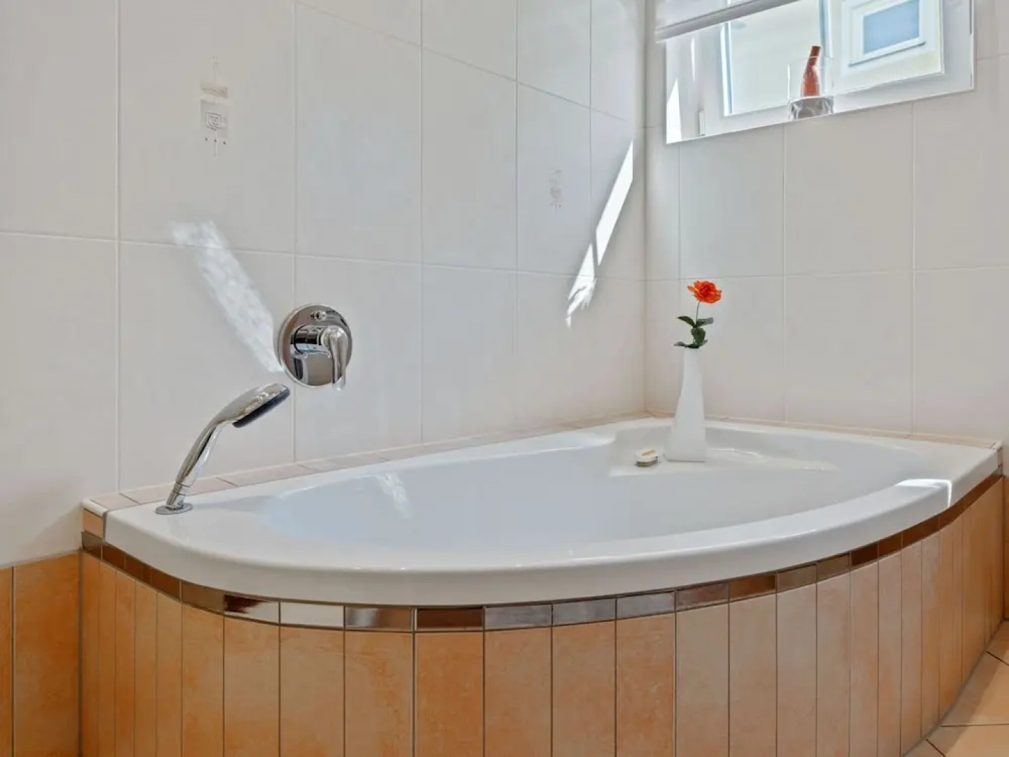 Holiday Home Near Lake