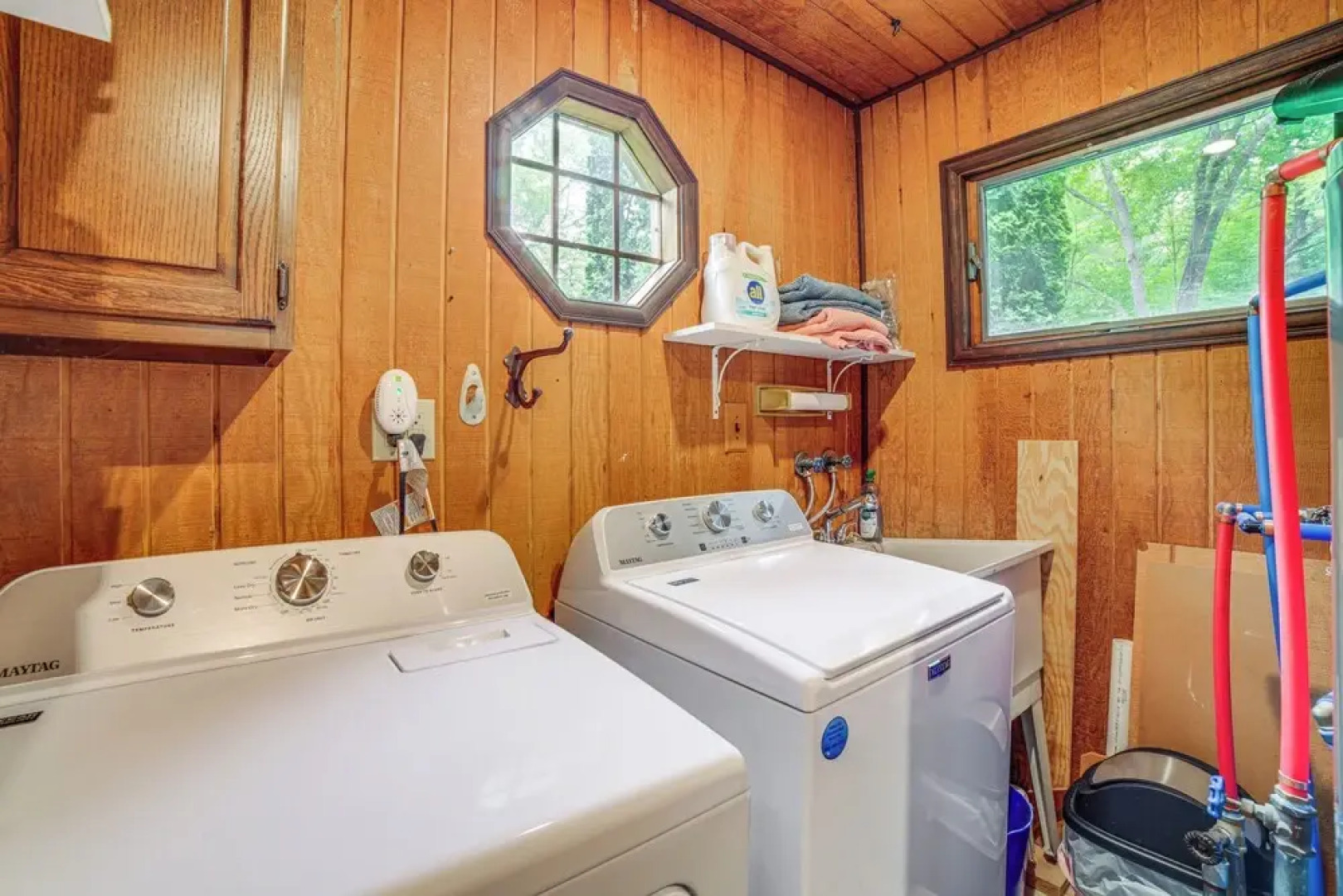 Sawyer Retreat w/ Fire Pit < 2 Mi to Beaches!