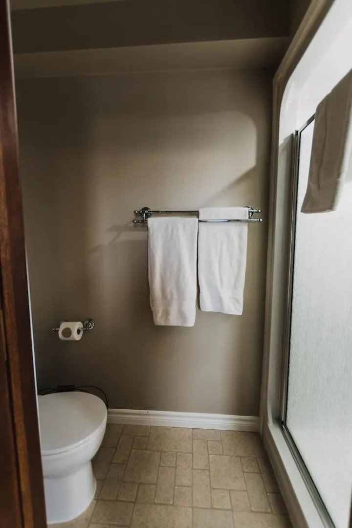 Iron Kettle Bed and Breakfast