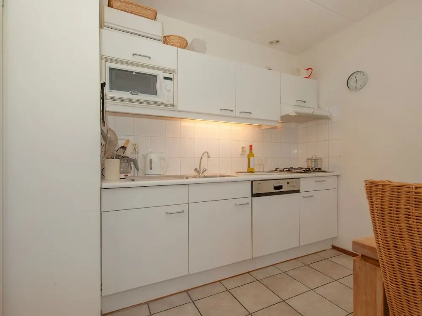 Detached, Well-kept Holiday Home With Wifi, Beach at 500 m