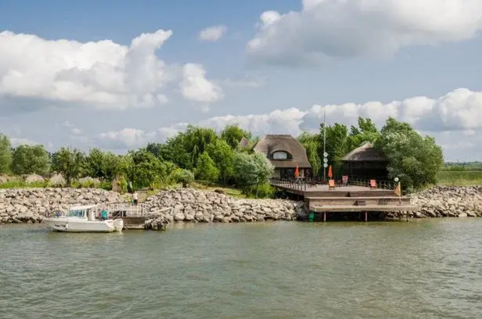 Aqua Villa - Mila 26