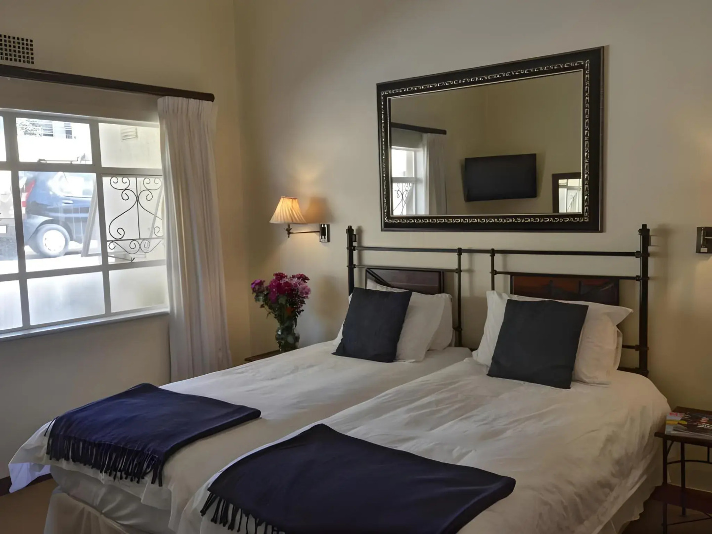 Sundown Manor Guest House