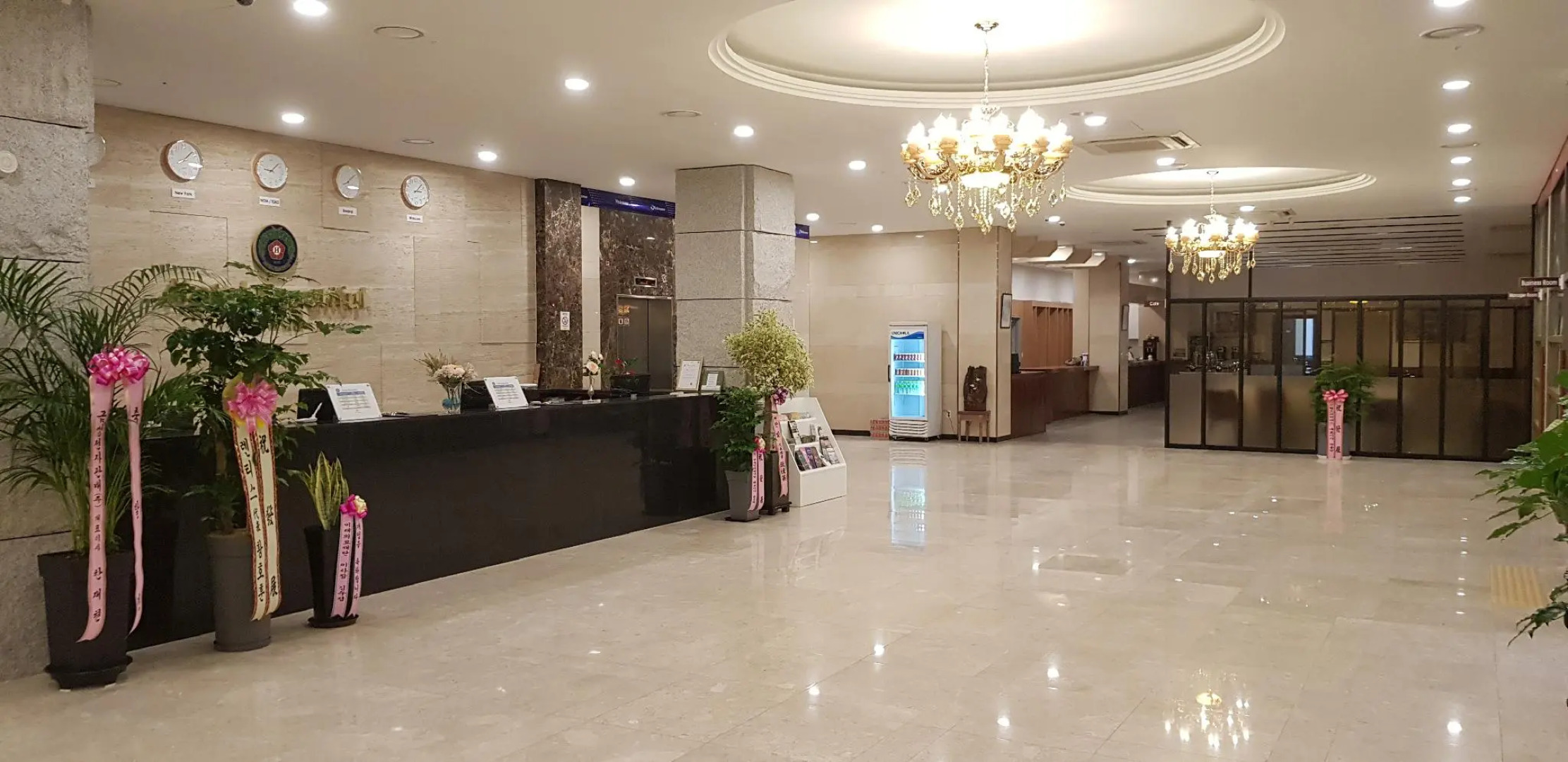 Paju Beautiful Tourist Hotel