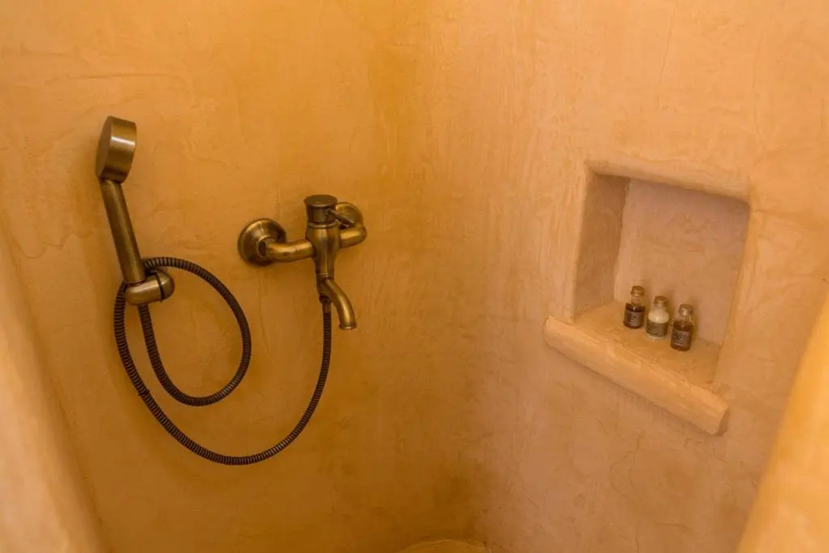 Arpistis apartments koufonisia