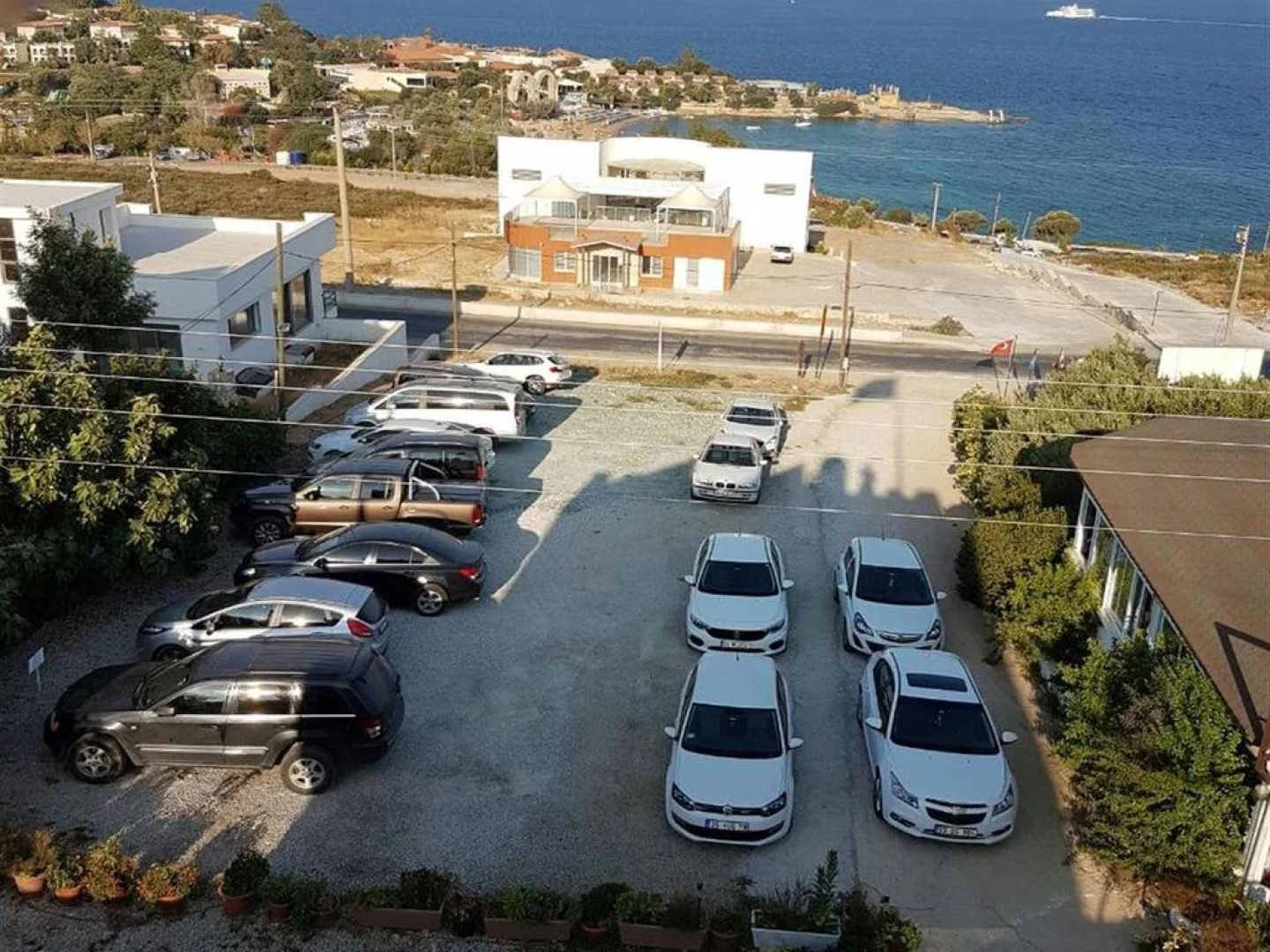 Huzur Hotel