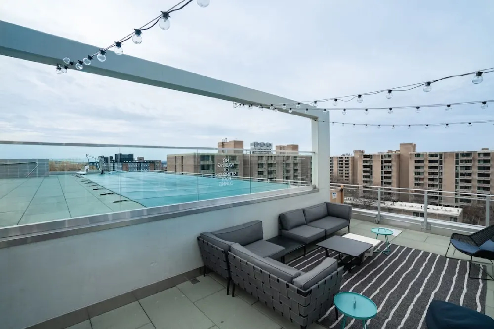One Bedroom apartment near waterfront in a brand new building 1 Apts by RedAwning