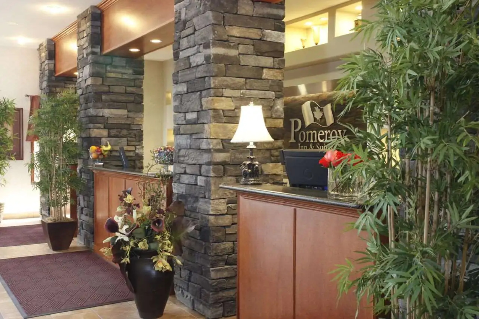 Pomeroy Inn & Suites Hotel Dawson Creek