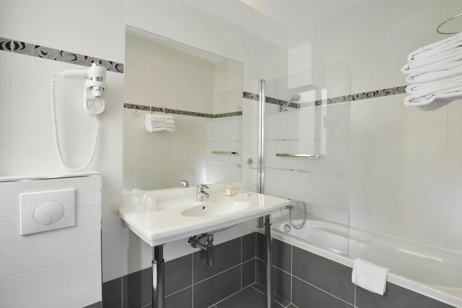 Hotel Carladez Cambronne