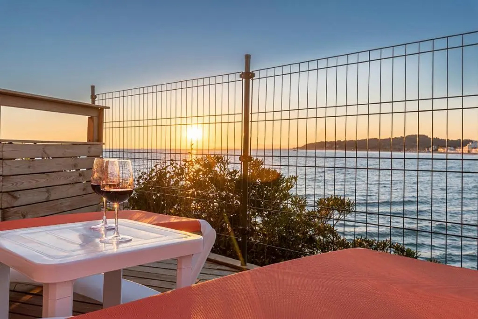 Casa L´Augusta II, Casa sobre el mar en Altafulla