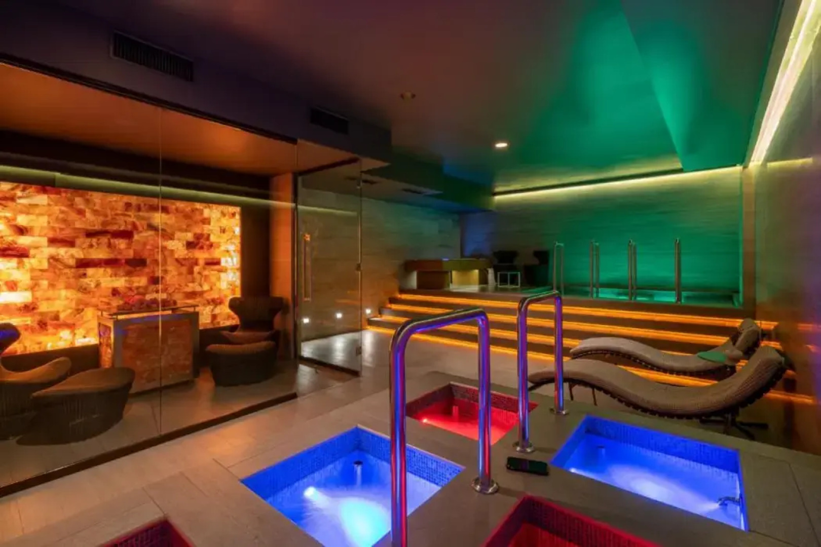 Дизайн-отель BERDS Chisinau Mgallery Hotel Collection