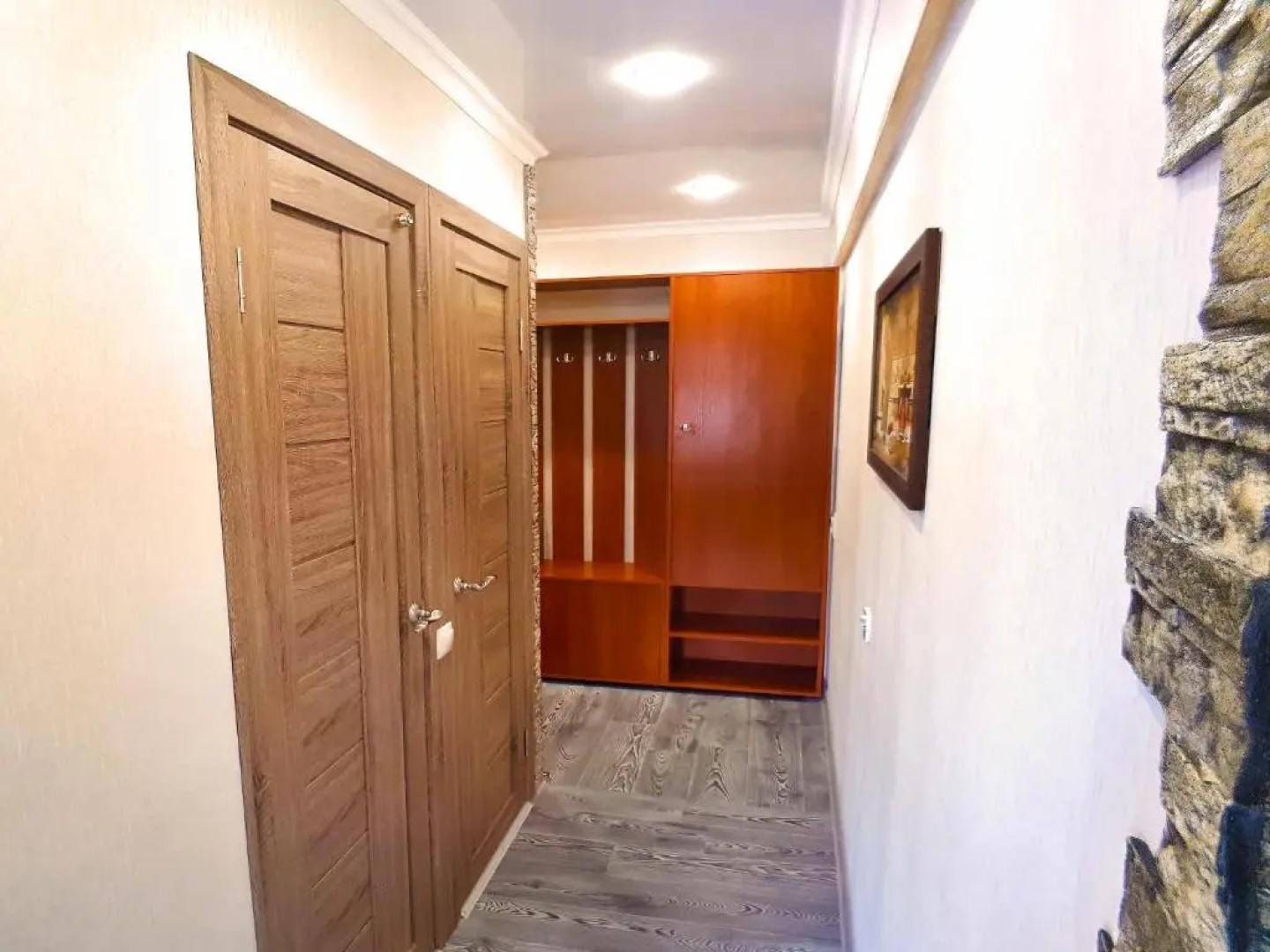 Lux Apartment on Mayakovsky 6