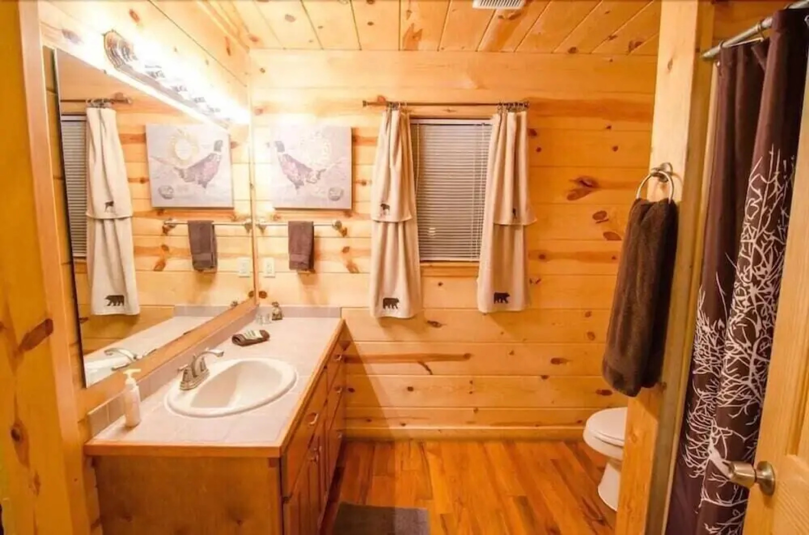 4R Escape Lodge - 2 Br Cabin