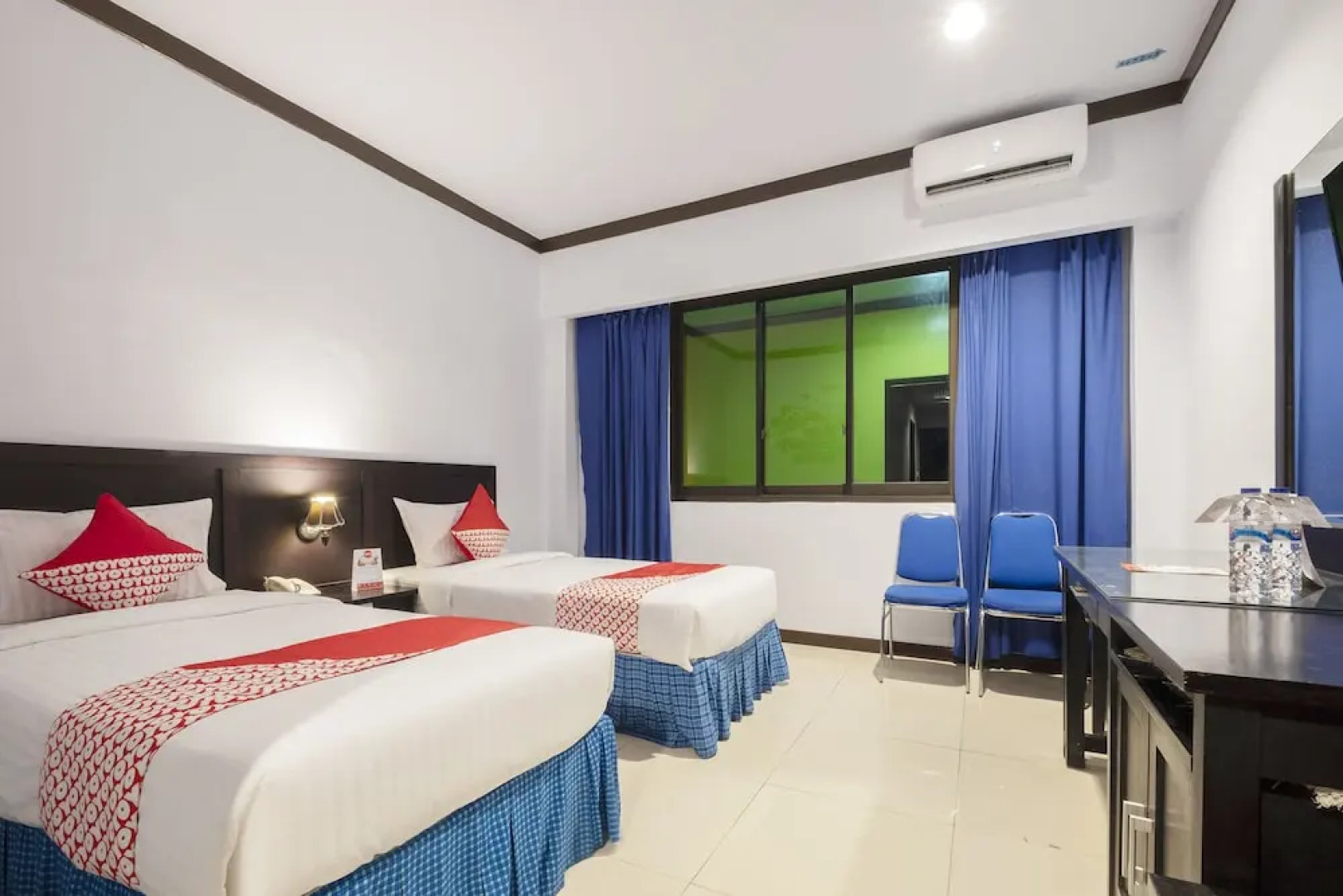 OYO 1633 Hotel Darma Nusantara 3