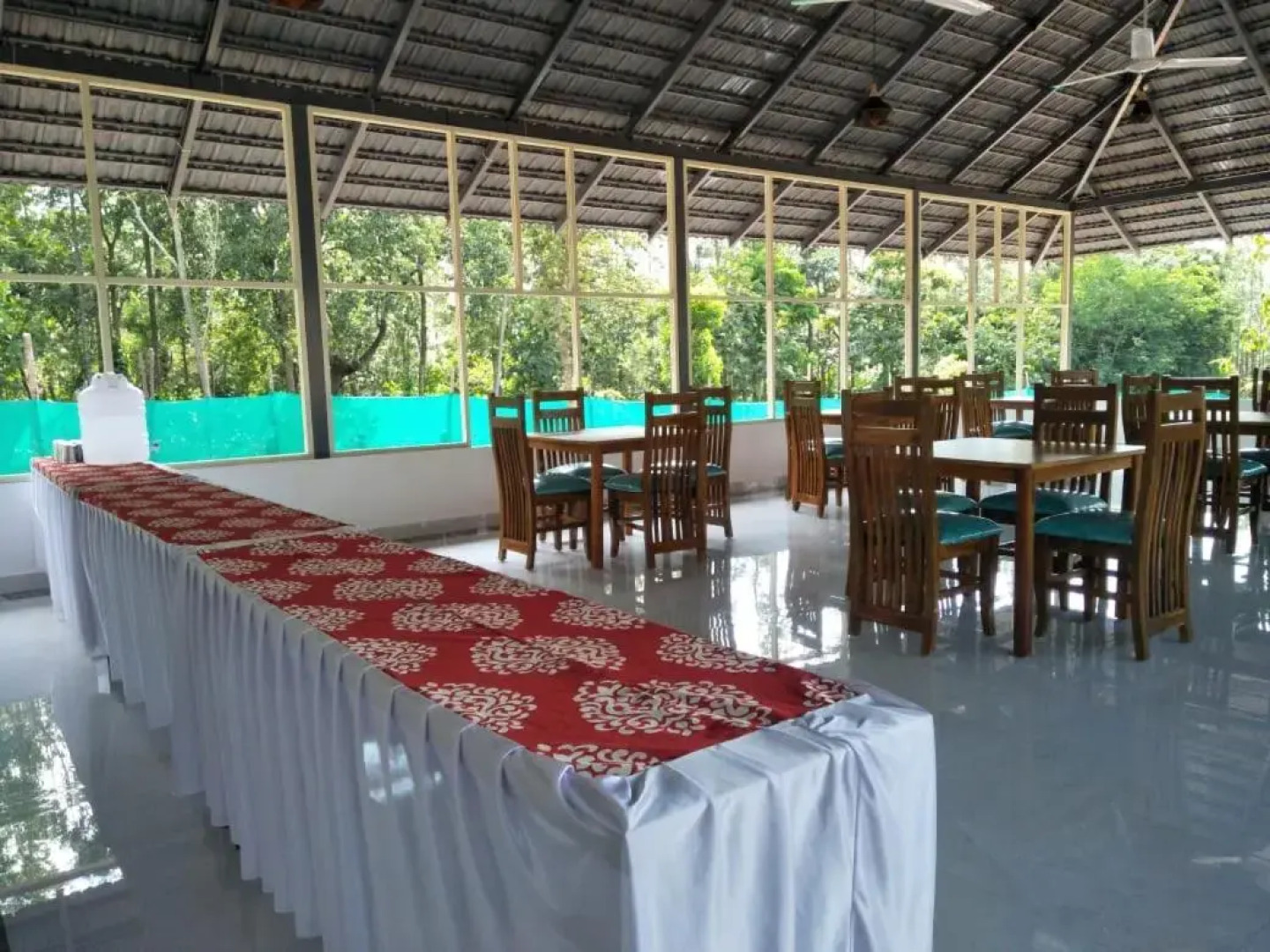 Jadevista Resort & Hotel