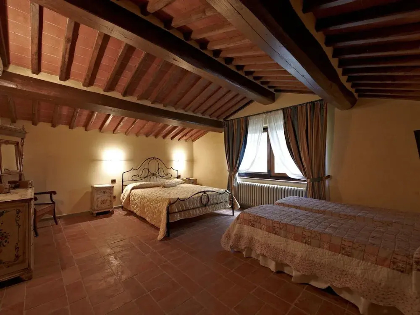 Comfortable Cottages in Loro Ciuffenna