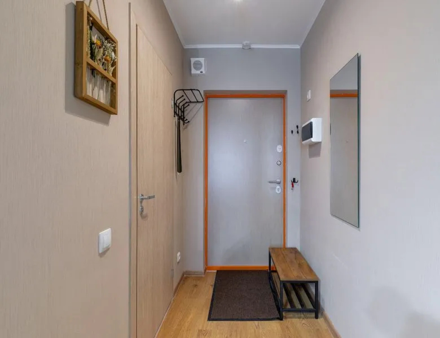 Какаду на проезде Толубеевский, д. 8, корп. 2