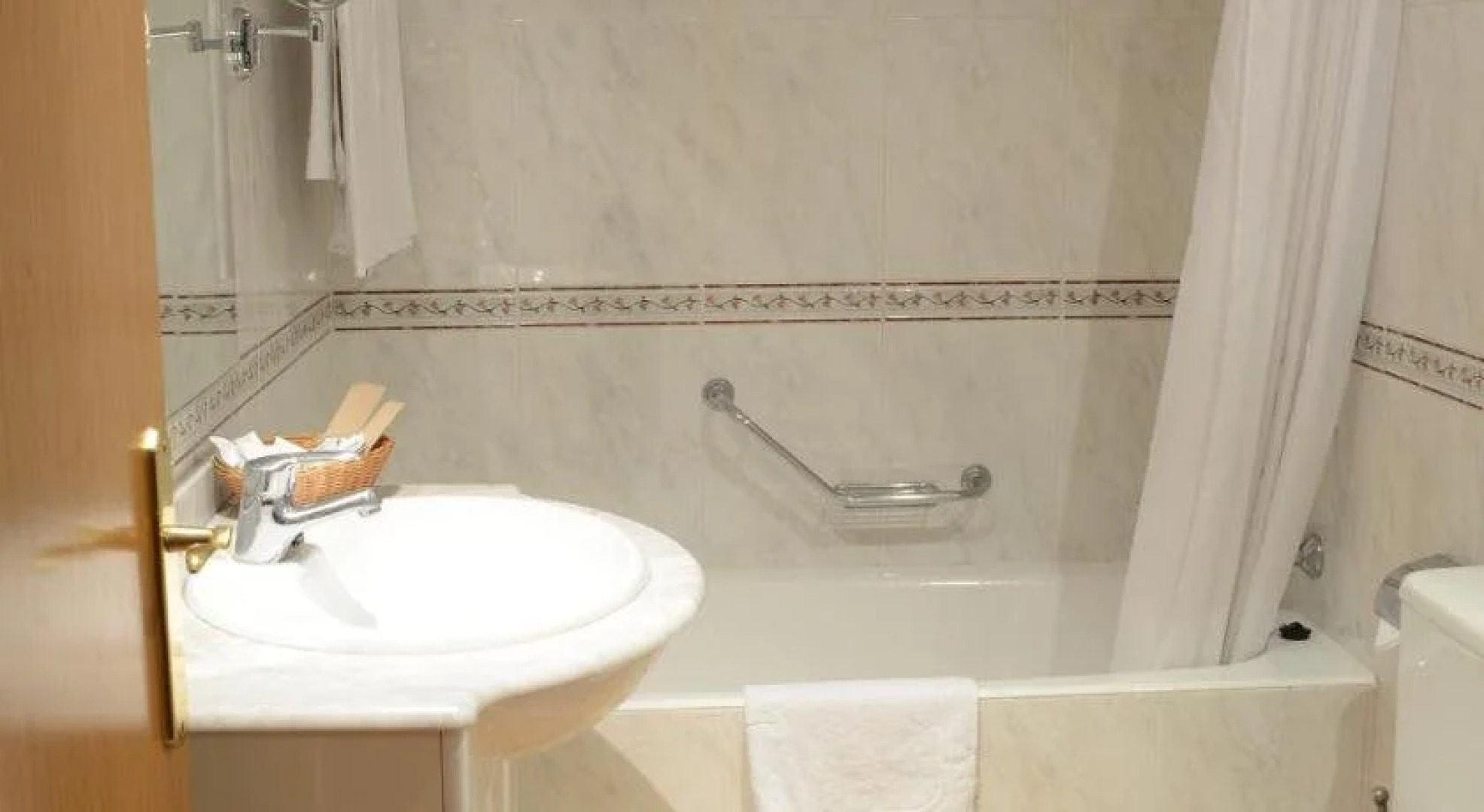 Sercotel Aparthotel Suites Huesca