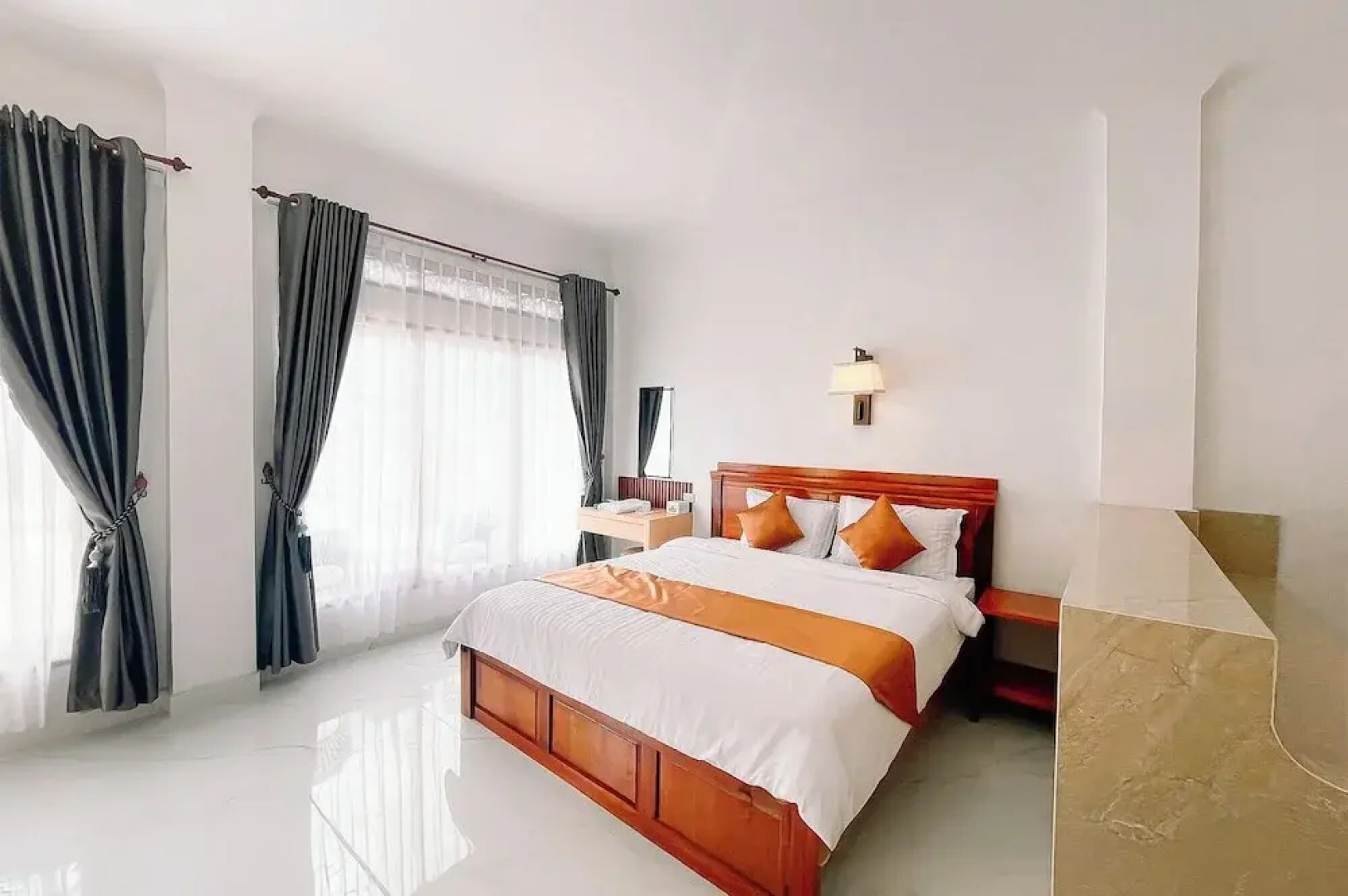 Simangande View & Resto By Helocus