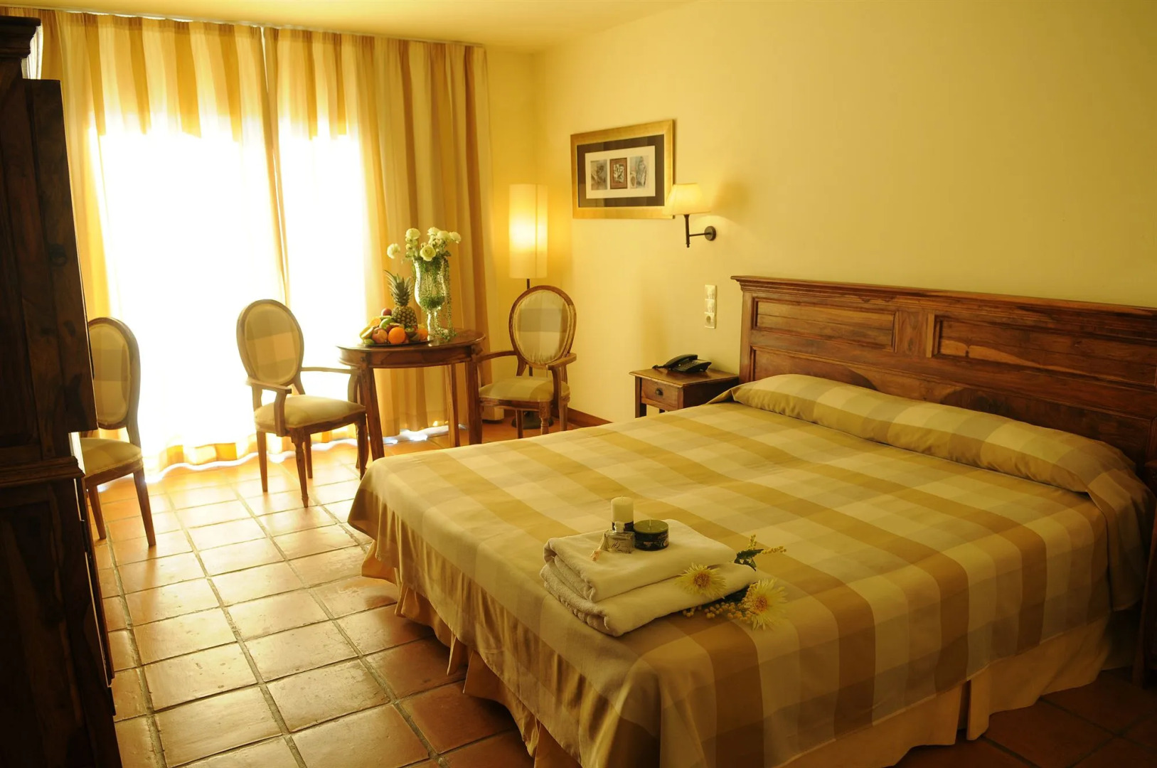 La Figuerola Hotel & Restaurant