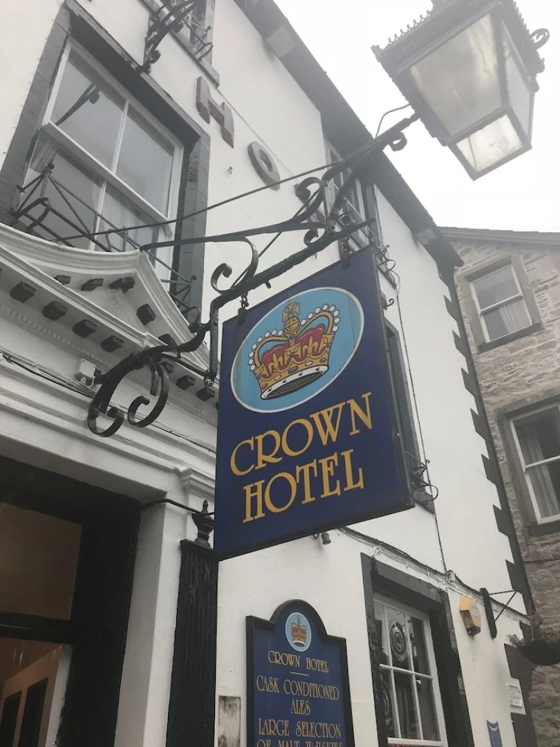 Crown Hotel