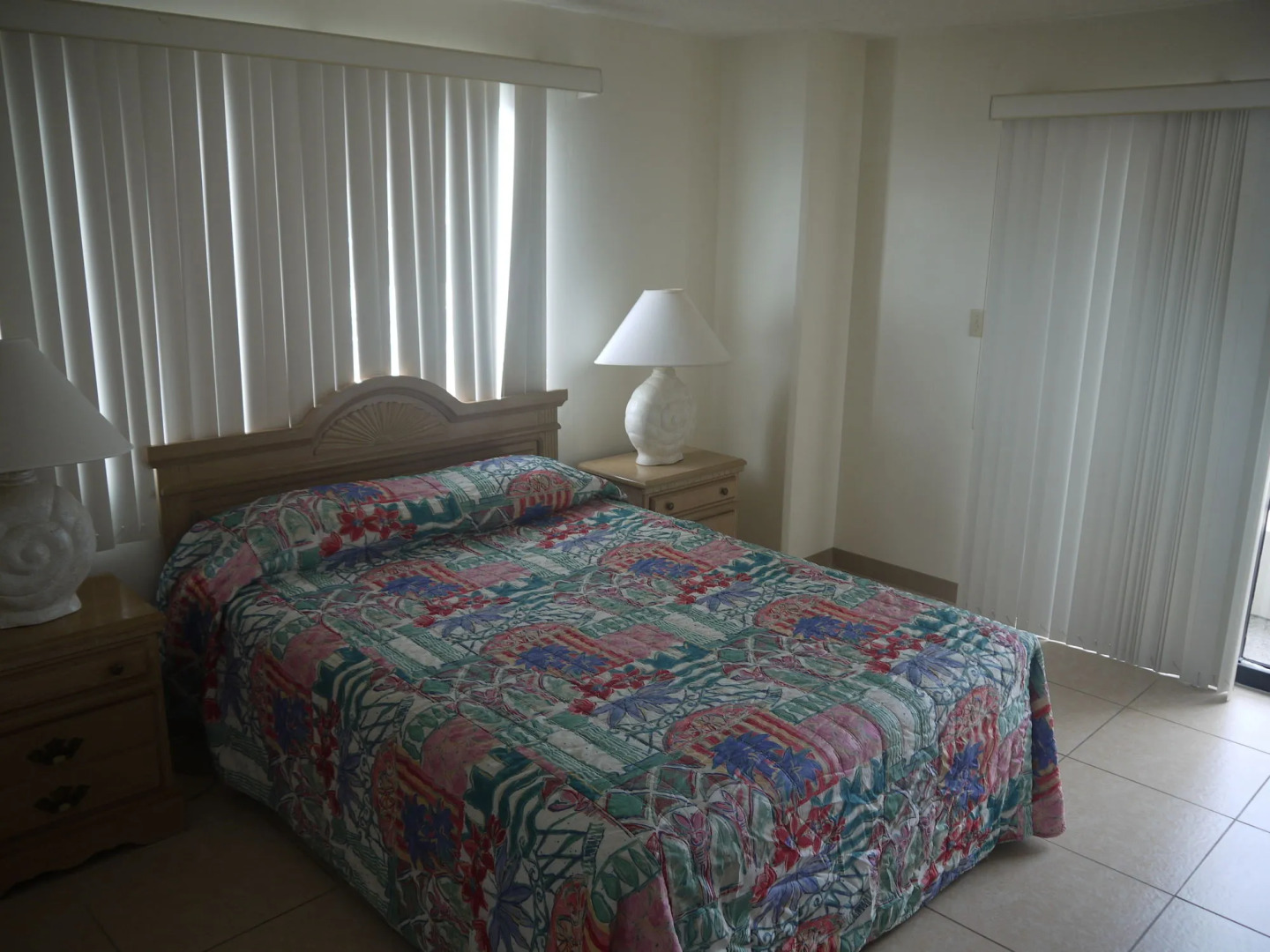 Aquarius Beach Tower