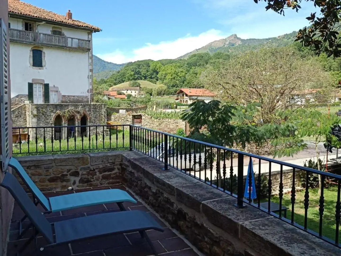 Tresanea Apartamentos