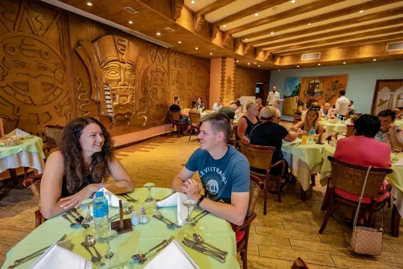 Titanic Palace - Families and Couples only