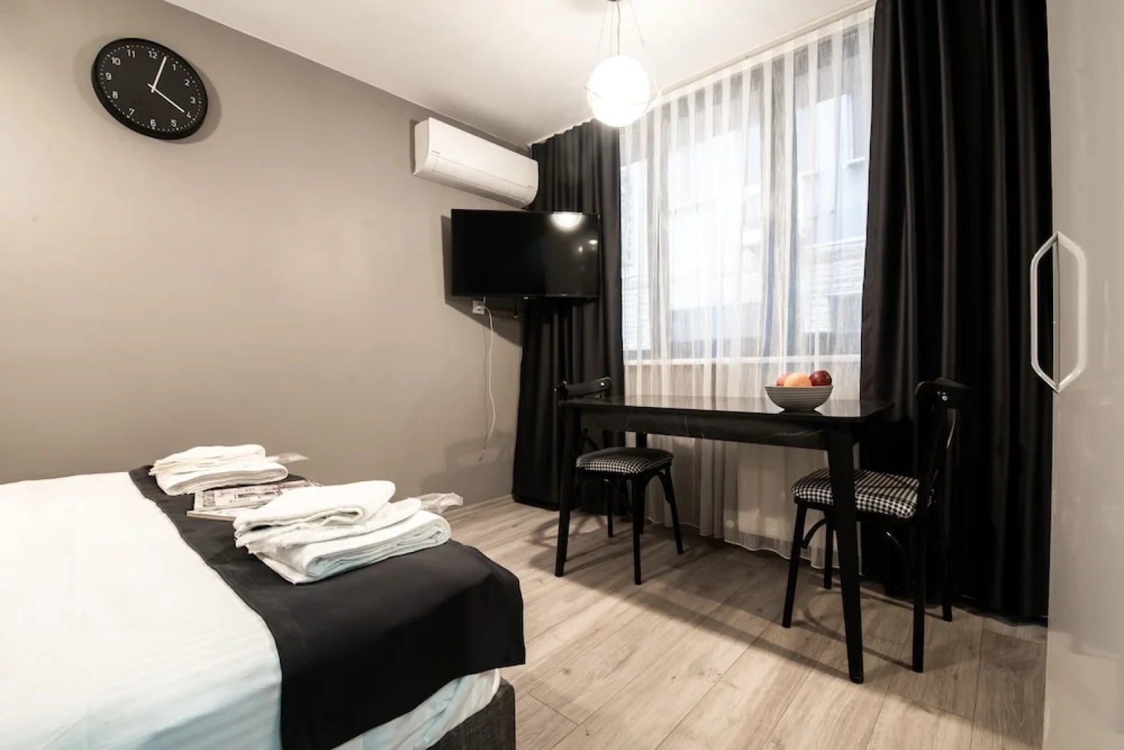 Pera Wall Hotel & Suites