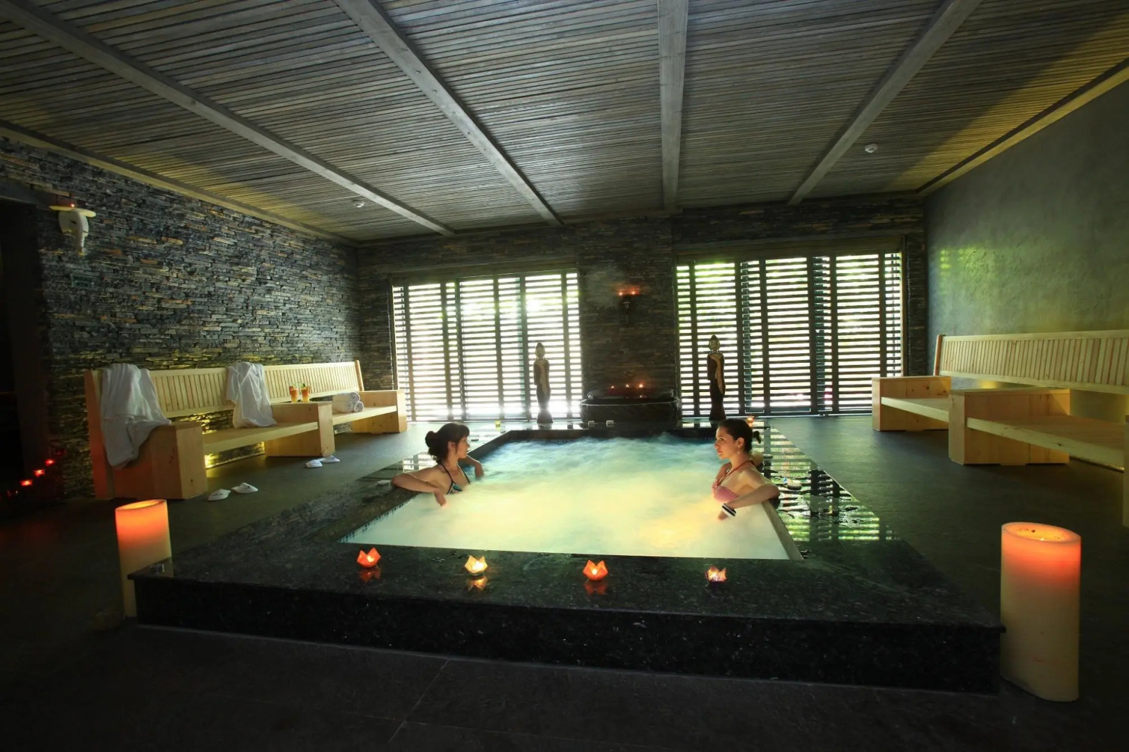 Отель Zeytinada