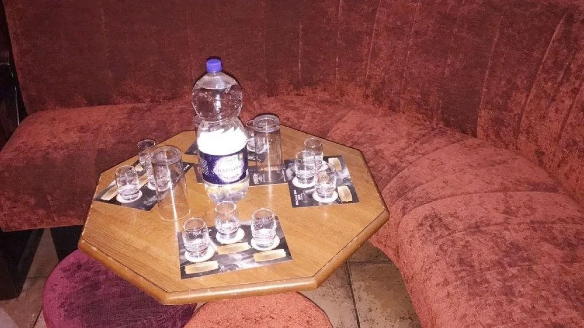 McCauls Bar & Guesthouse