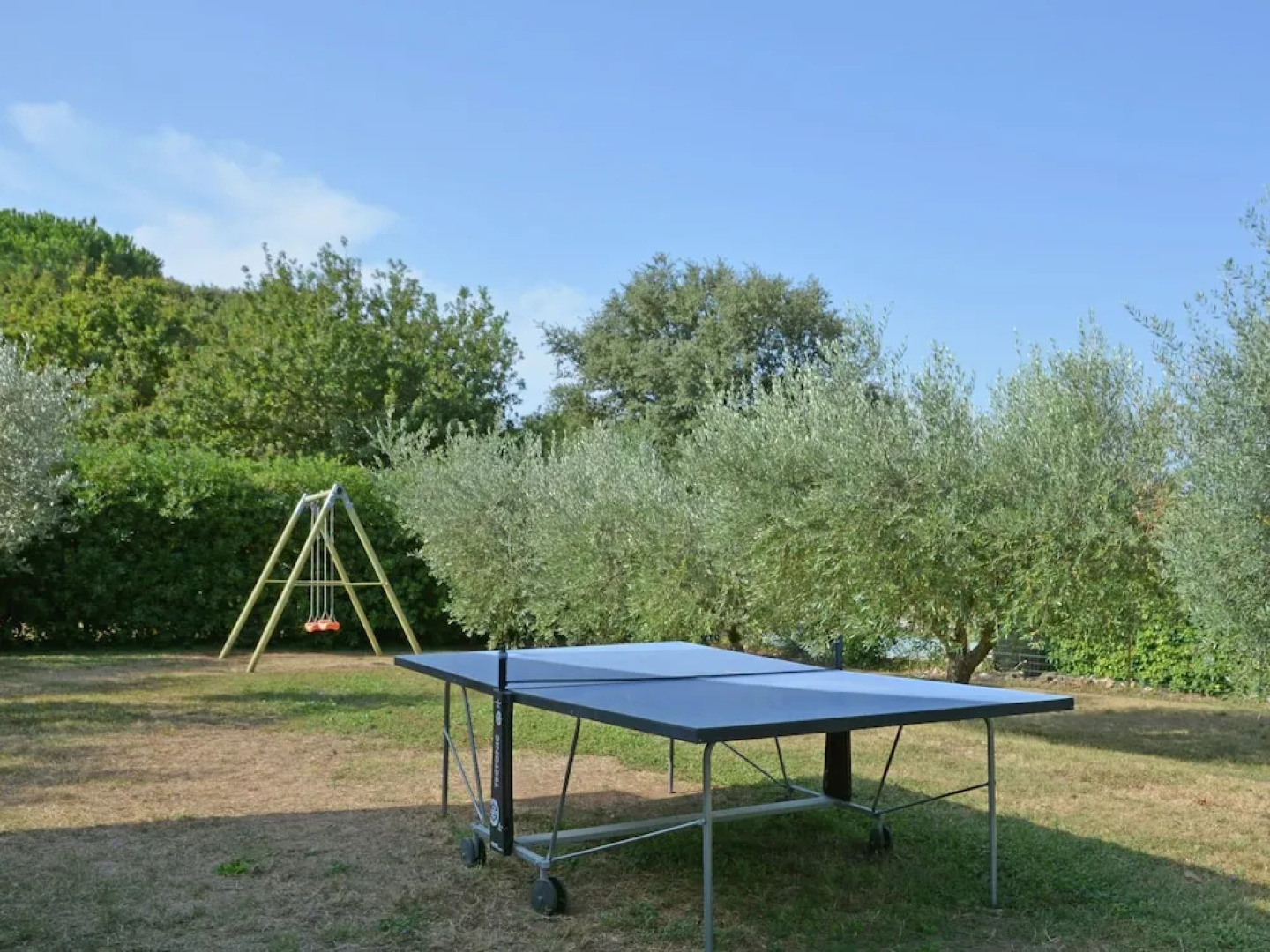 Beautiful Villa in Flaux With Swimming Pool