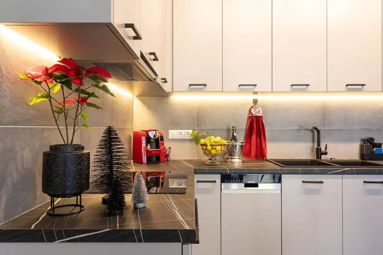 Alimos Luxury Design Apartment