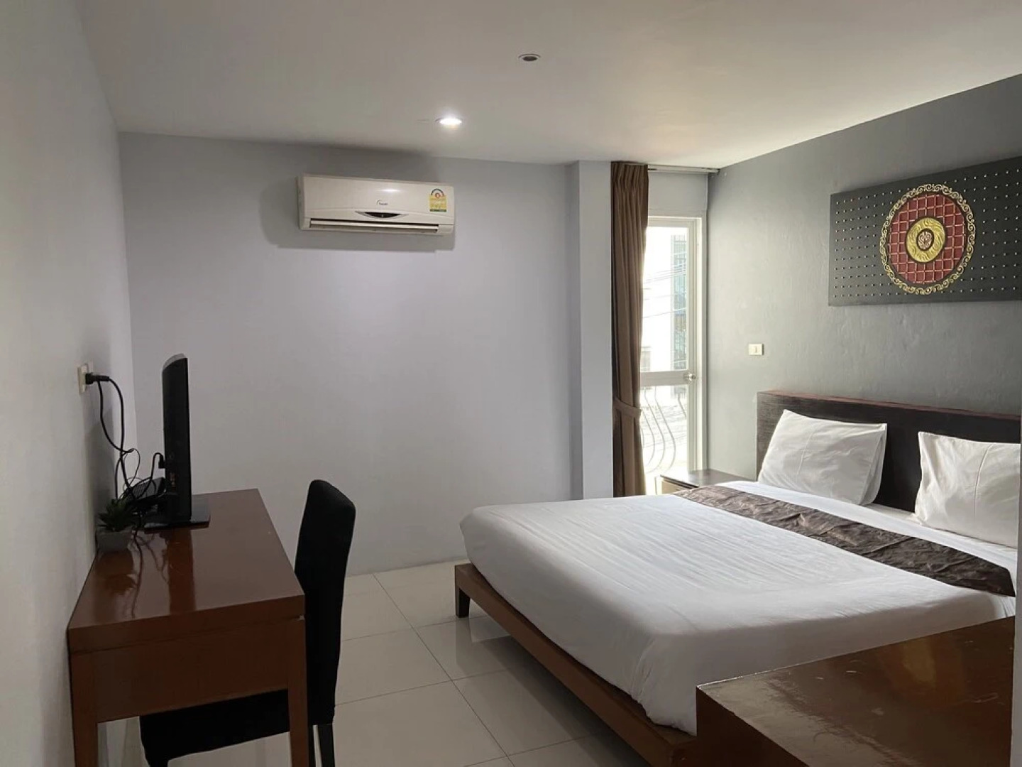 Отель La Xenia Kata Beach