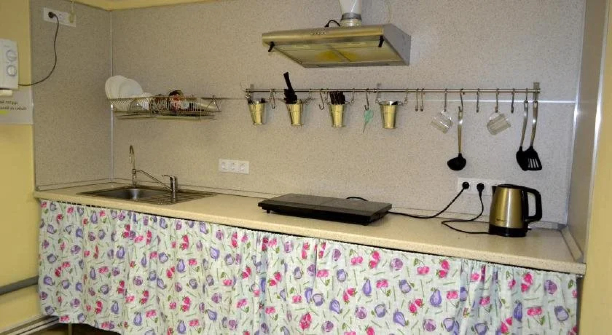 Hostel Tihaya Gavan'