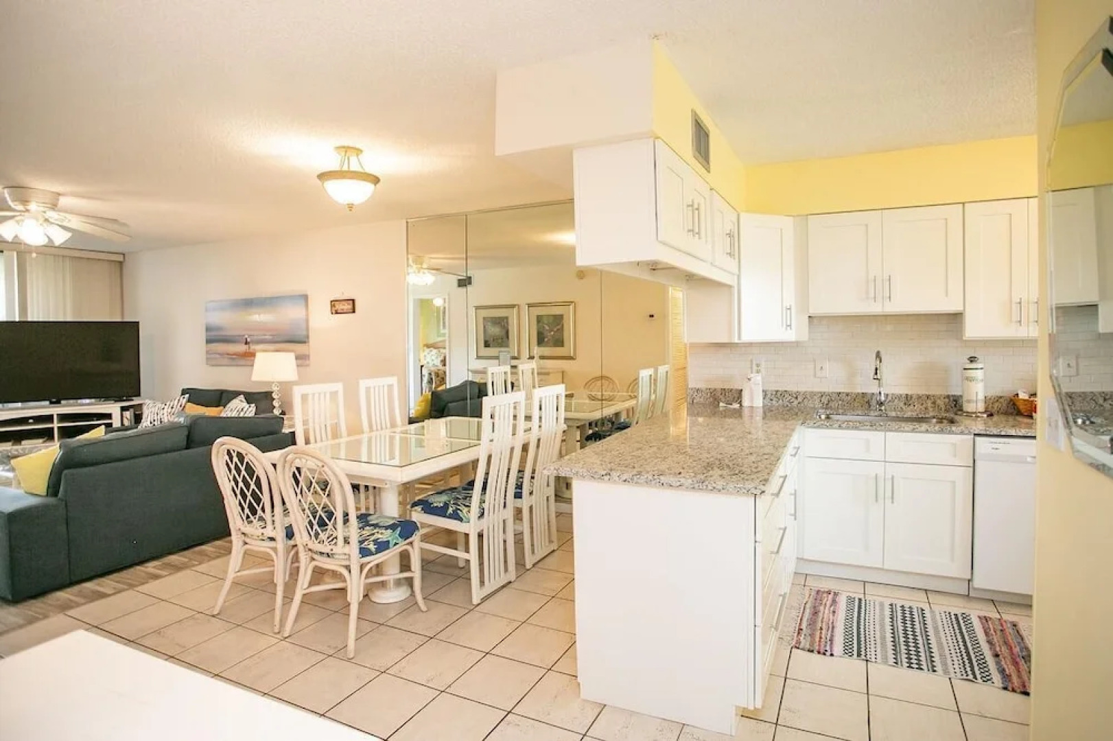 Hibiscus Resort D 2 Bedroom Condo by MCM