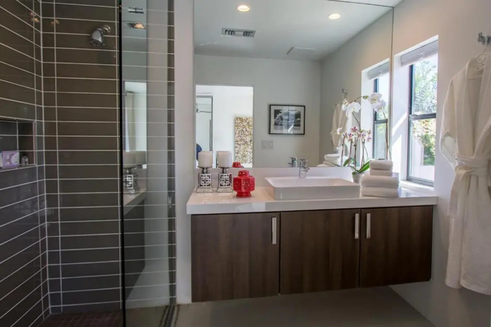 Best in Palm Springs • Featured in Dwell • 5 Bedrooms & All En Suite Baths