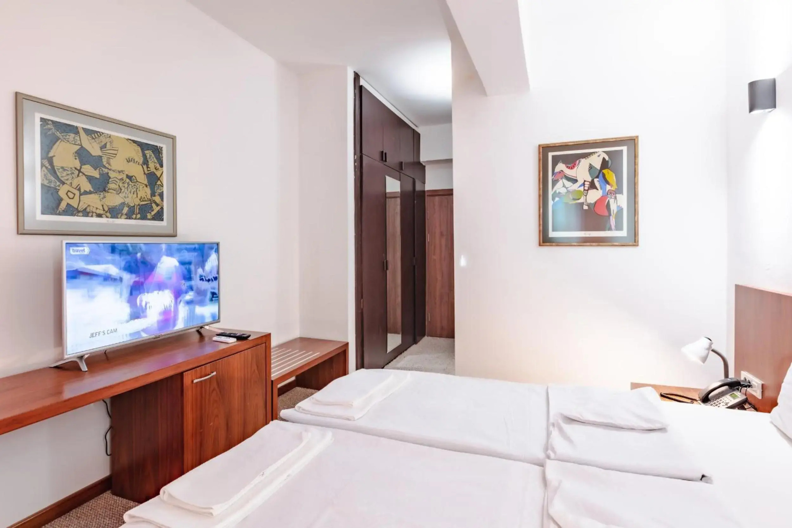 Hotel Pela