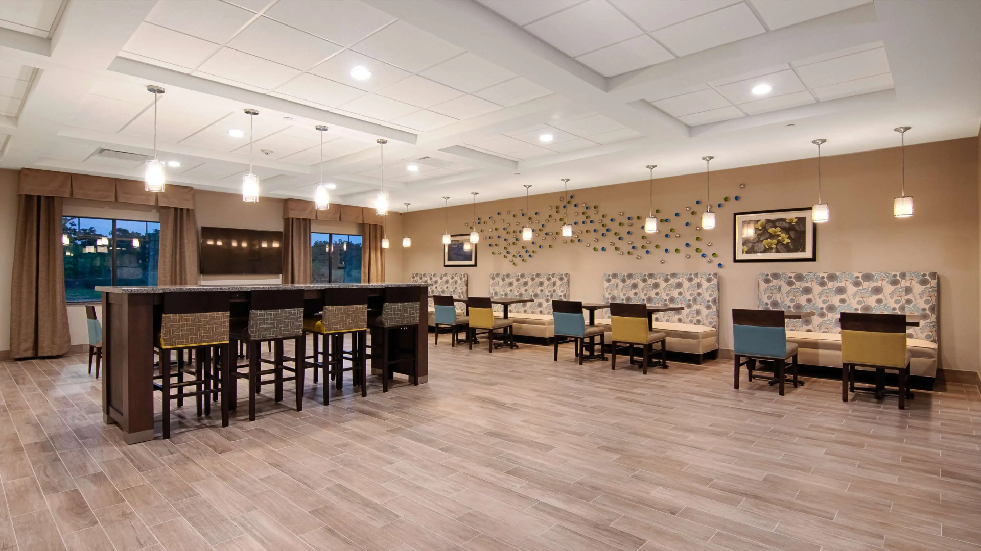 Best Western Plus College Station Inn & Suites