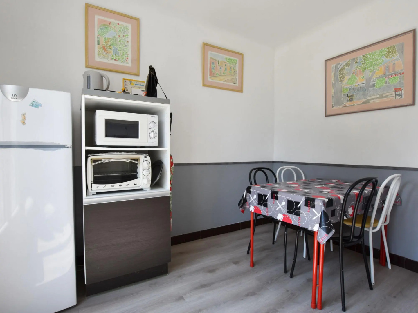 Serene Holiday Home in Pénestin, 300m from the beach