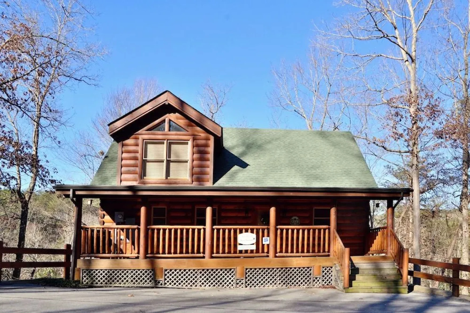 Sweet Surrender 1 Br cabin by RedAwning