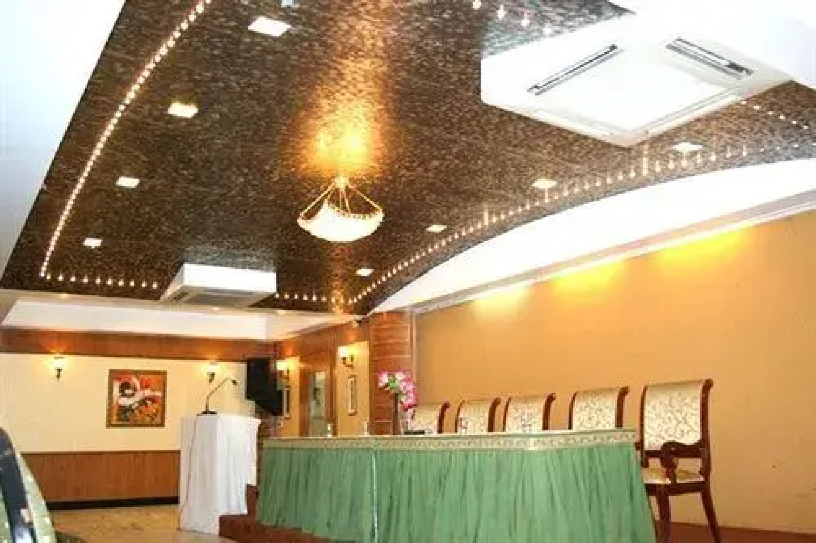 Hotel Aditya