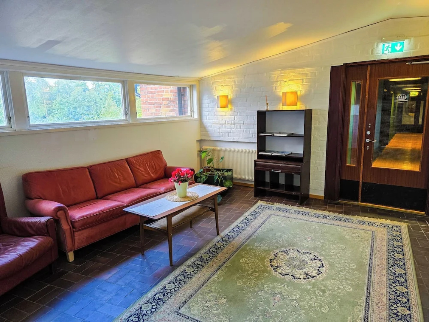 Nature Shelter Hotel