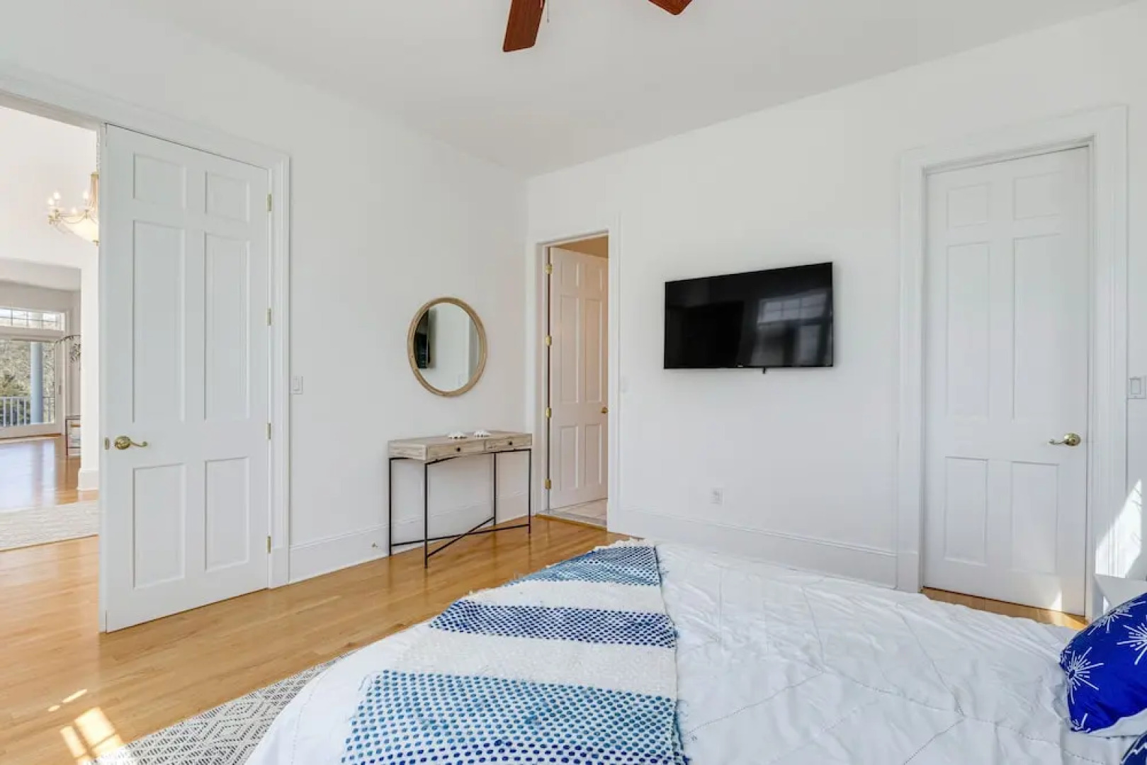 Hamptons Home Near Beaches w/ Pool & Water Views!