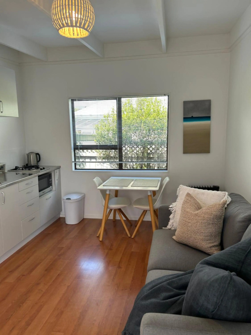 Evolve Bach (Adults Only)