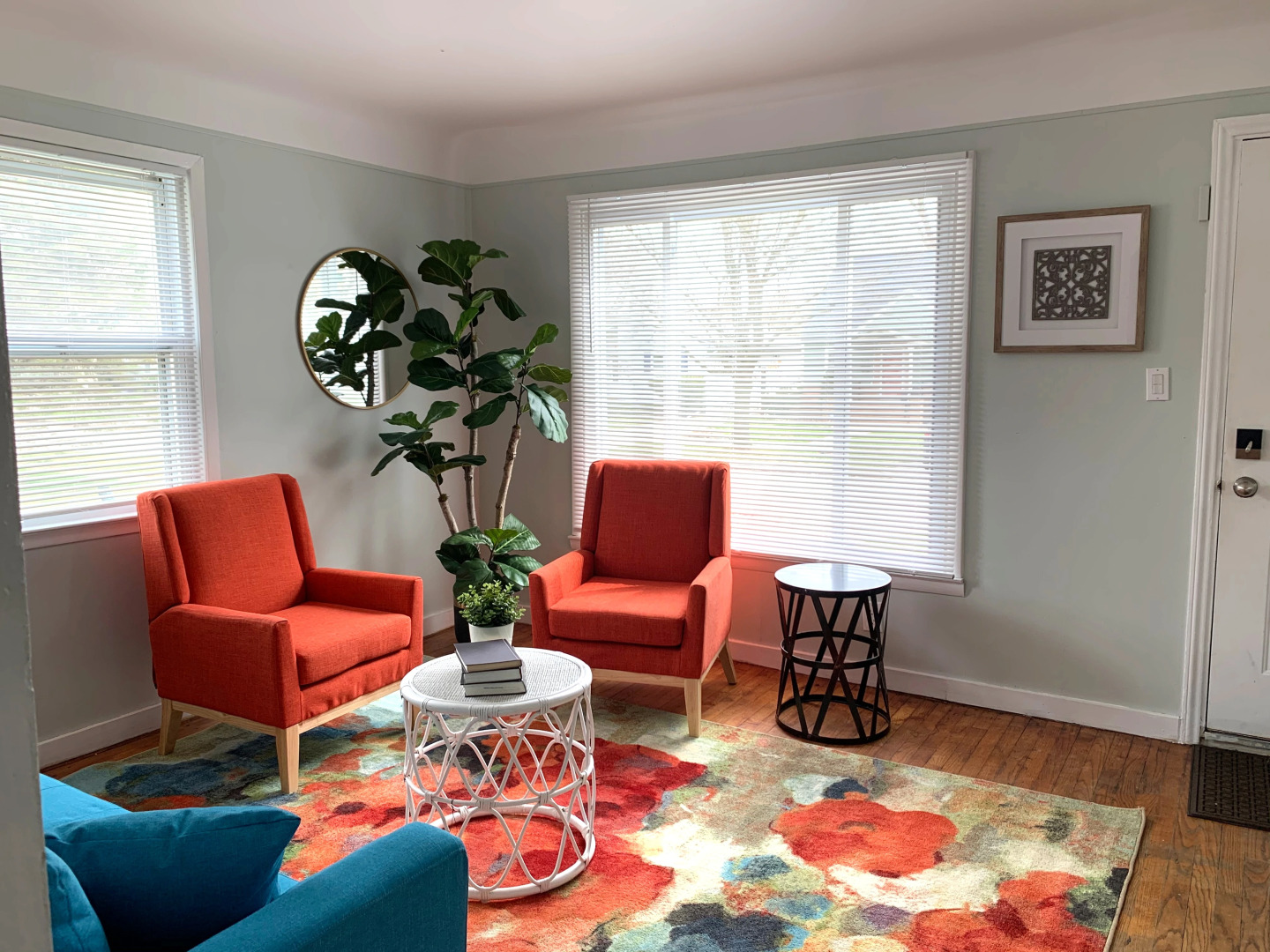 Colorful and Stylish Retreat - 5 Min To GM